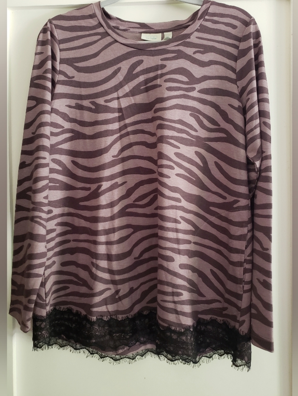 Logo Lounge Top, Size M, Dusty Mauve Color, Not Used